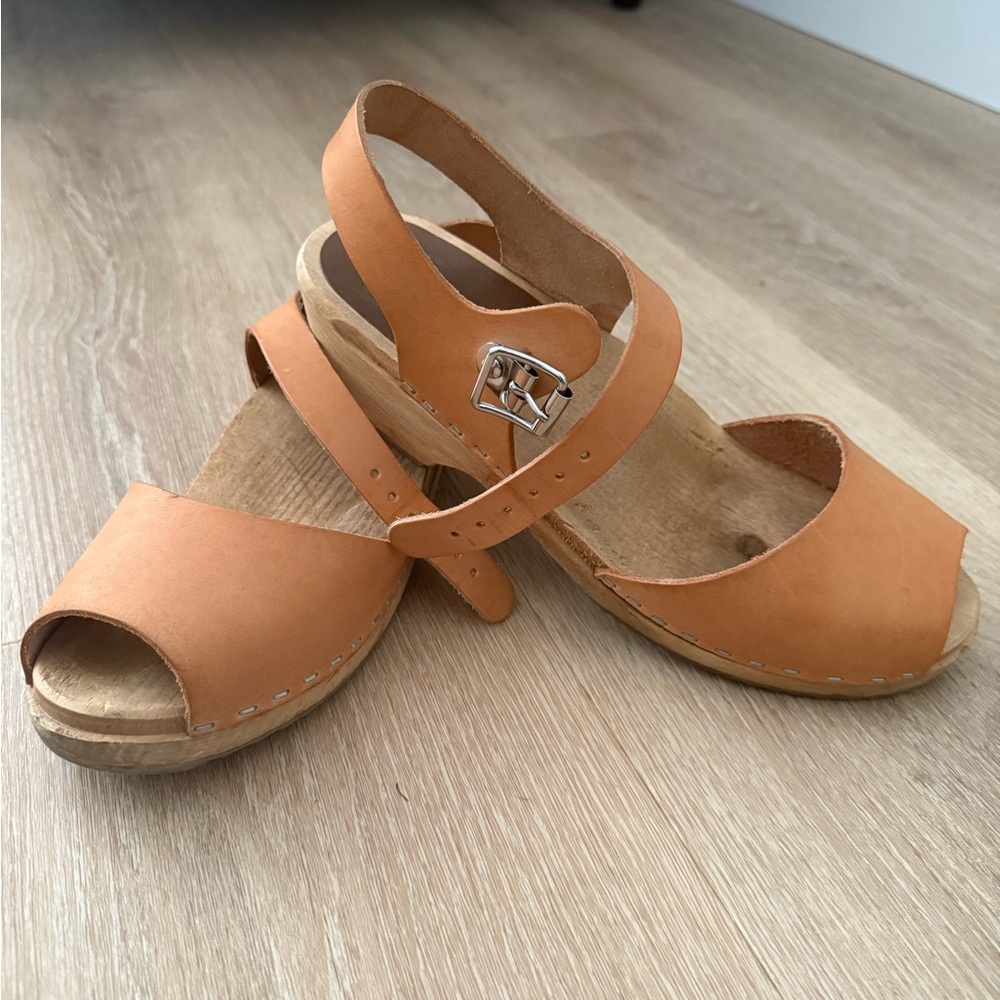 MIA Tan Leather Open-Toe Slingback Clog